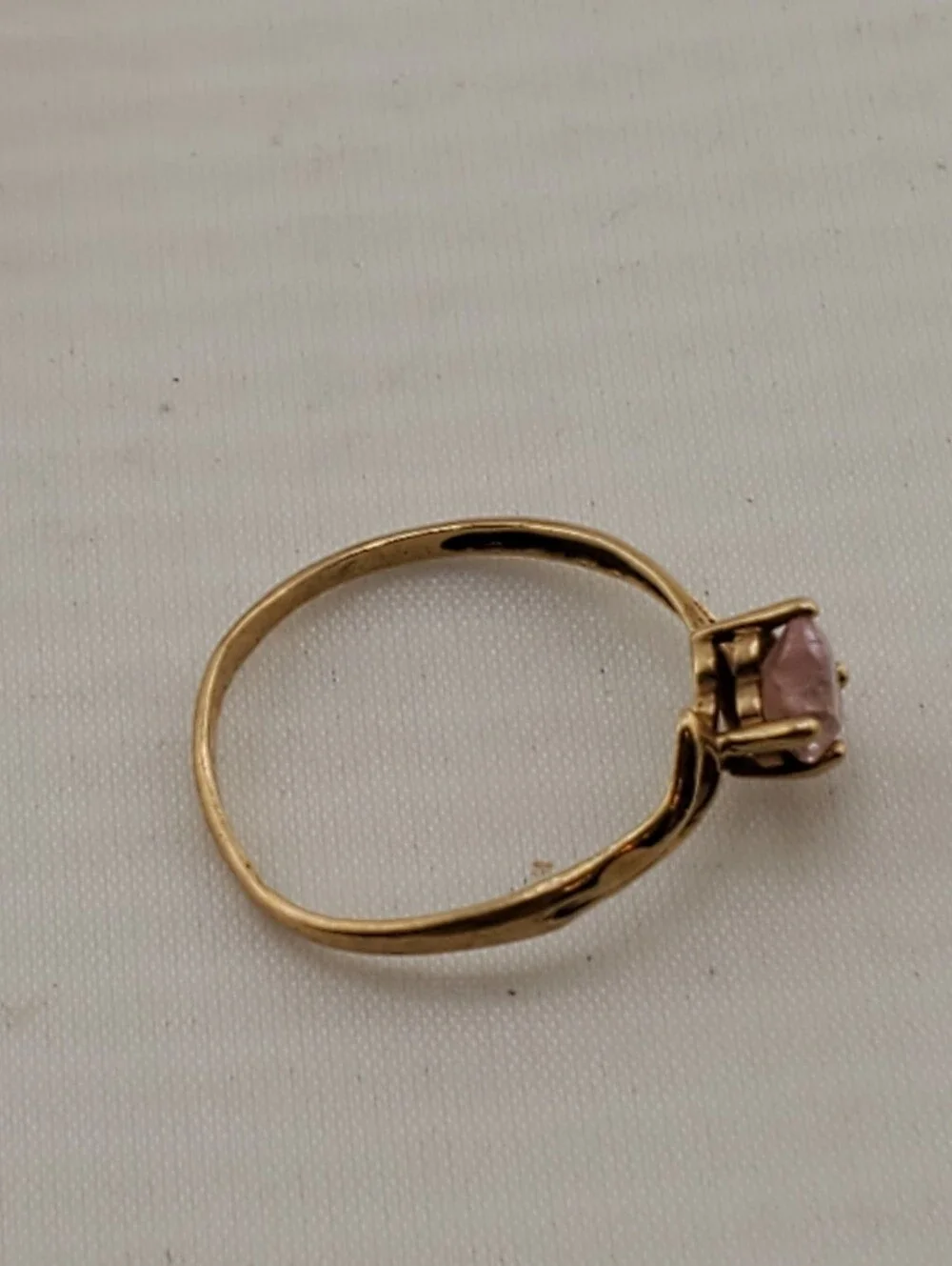 10k Gold Heart Pink Zircon Ring 6.5